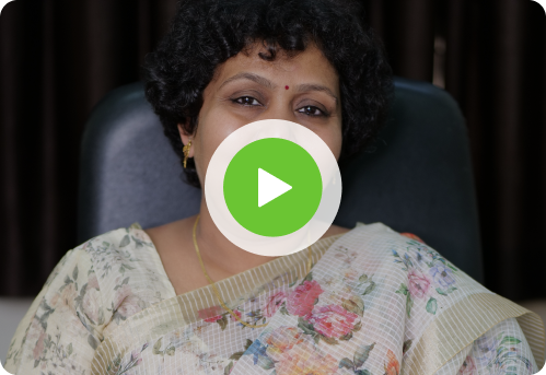 Female faculty member discussing online learning